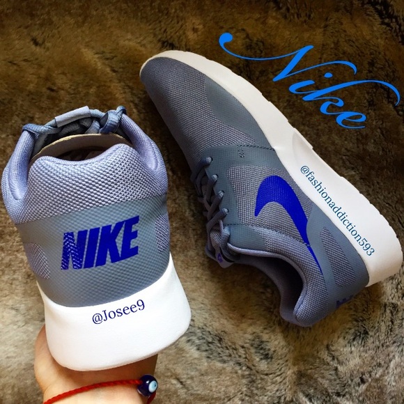 Nike Women's Kaishi NS gray white running shoes - Picture 4 of 4